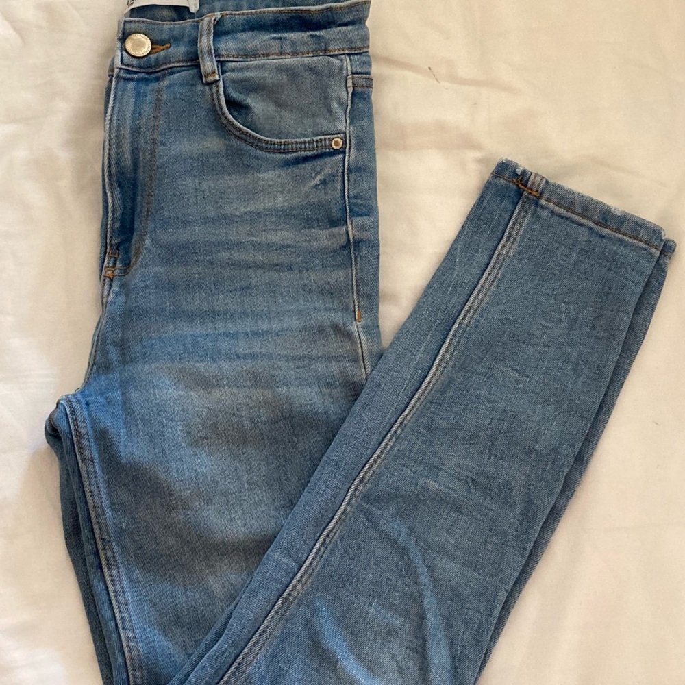 Zara Jeans